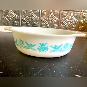 Vintage Pyrex Casserole dish Birds and Flowers pattern